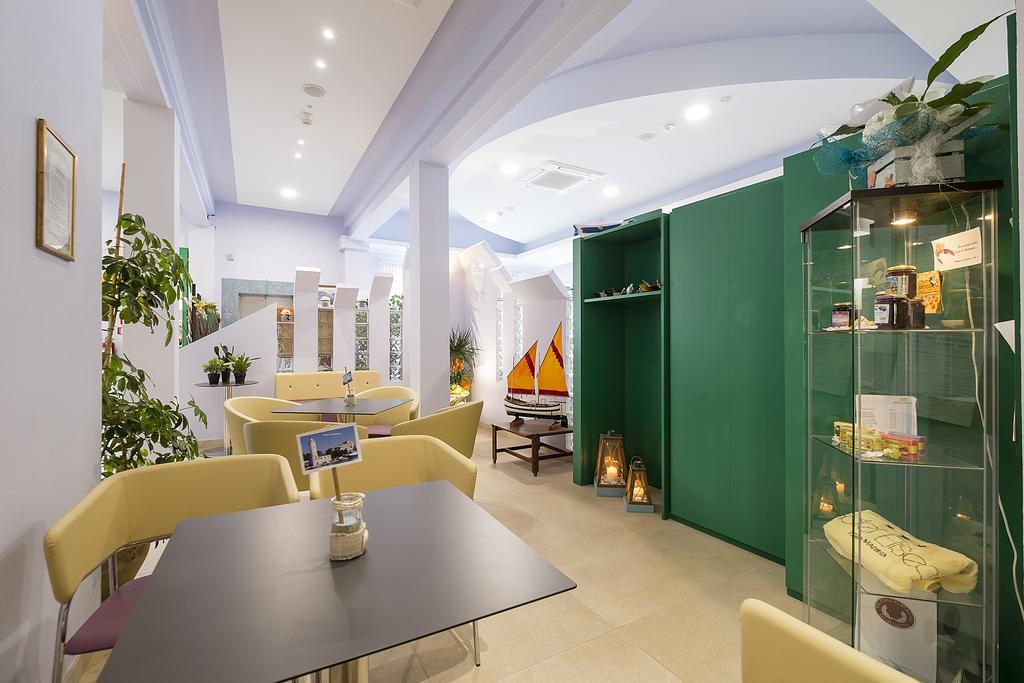 Hotel Eliseo 3*