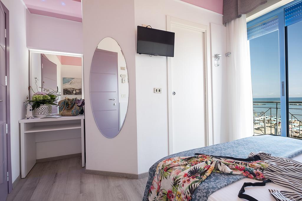 Hotel Eliseo 3*